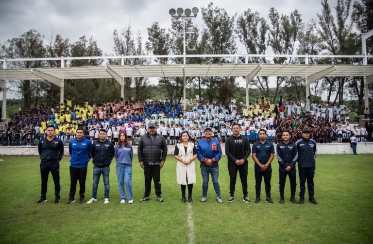 Claudia Martínez encabeza inauguración del 4° Torneo Preventivo y Entrega de Uniformes a Academias en El Marqués_1