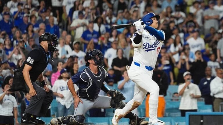 shotime-shohei-ohtani-es-el-primer-jugador-de-los-Dodgers-en-lograr-un-40-40-1140x641
