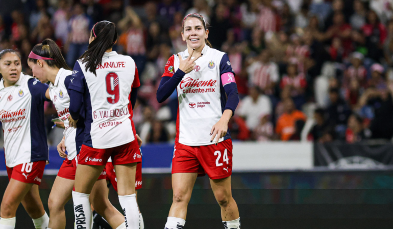 Alicia-Cervantes-ya-es-la-maxima-goleadora-de-la-Liga-MX-Femenil-_-Foto_-David-Tamayo-1-770x450