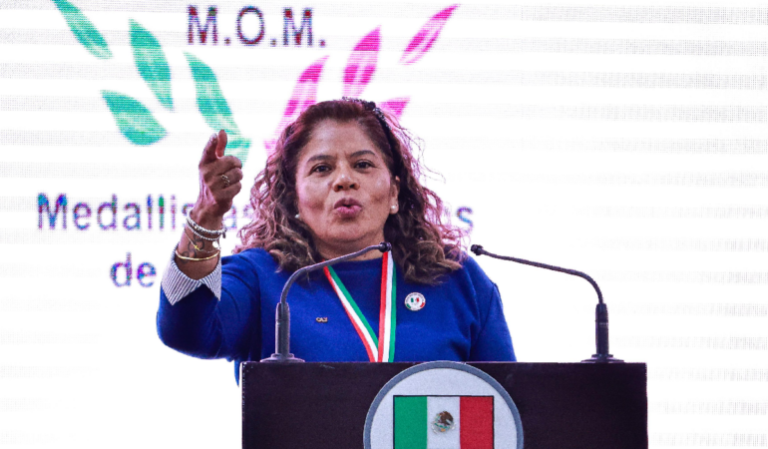 Maria-Jose-Alcala-habla-de-la-expuslion-de-la-FMN.-Foto_-Luis-Garduno-770x450