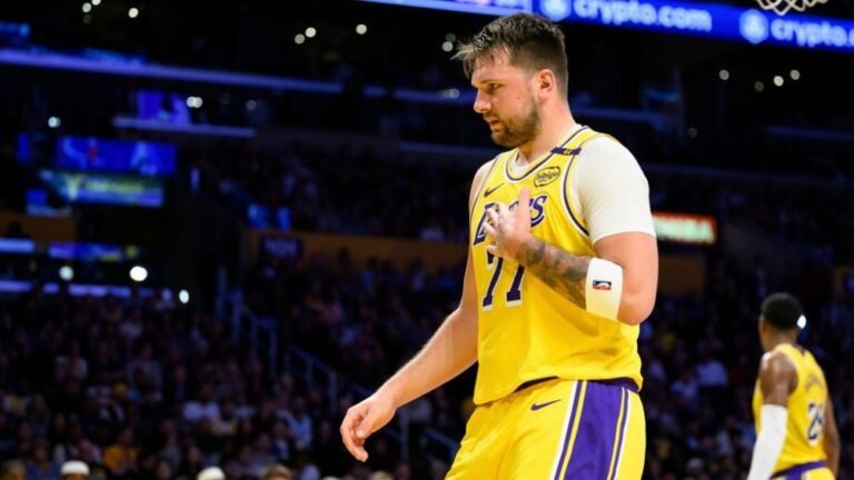 lakers-respaldan-luka-doncic-tras-sufrir-en-sus-tiros