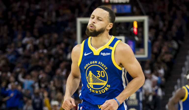 Stephen-Curry-se-ofendio-por-un-error-de-Nike-que-tuvo-un-alto-costo-Foto_Reuters-770x450