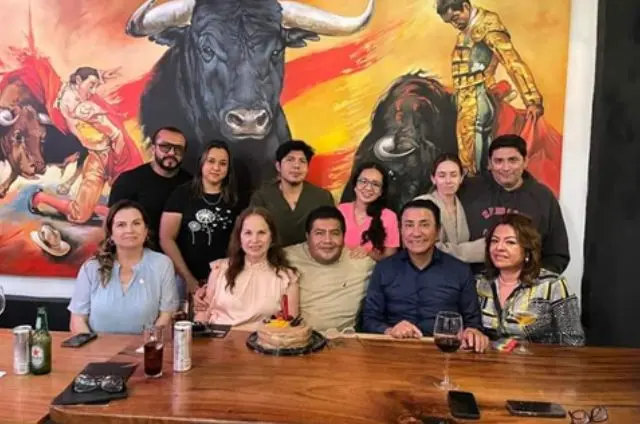 animalistas_de_tehuacan_se_reunen_en_restaurante_taurino (1)
