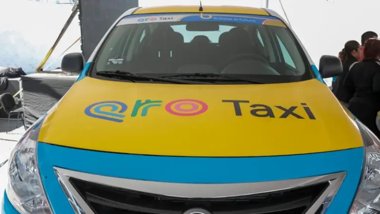 AMQS1542.Lanzamiento.Qrotaxi-1200x676 (1)
