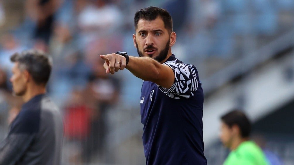 nico-sanchez-sera-entrenador-interino-de-rayados-luego-de-la-destitucion-de-demichelis
