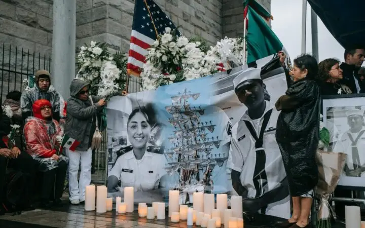 nueva-york-brooklyn-puente-recuerda-victimas-buque-cuauhtemoc-mariachi-21052025-720x450-1