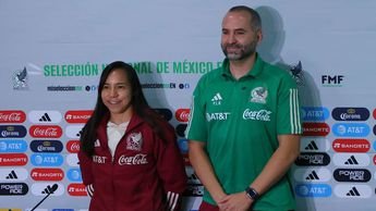 regreso-nina-nacio-jugar-futbol