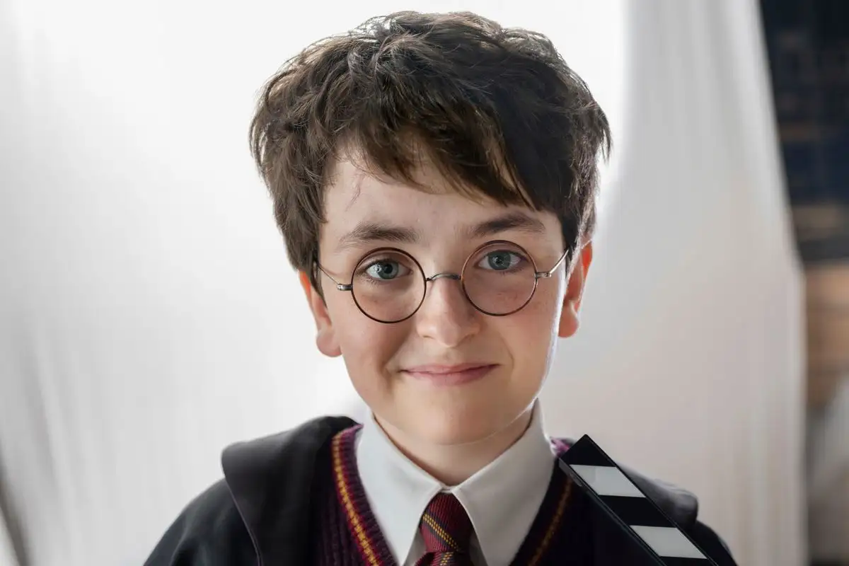 arranca-rodaje-de-nueva-serie-de-harry-potter-revelan-primer-vistazo-del-mago_557581a6-872e-466d-9f94-fec3389e406d_media (1)