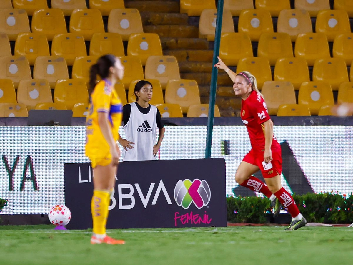 con-gol-de-la-francesa-le-sommer-toluca-femenil-empata-con-tigres_a8b866e8-9094-41df-9d0c-d53f177e483b_medialjnimgndimage=fullsize