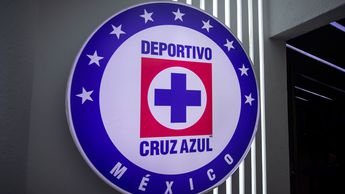 cruz-azul-presento-jerseys-loca