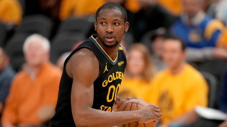 NBA: Playoffs-Minnesota Timberwolves at Golden State Warriors