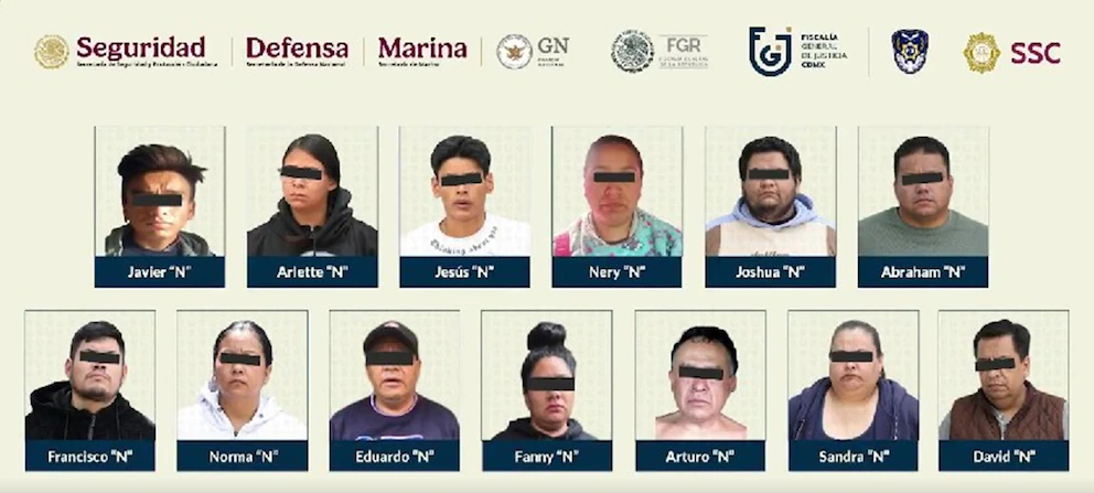 GB433AUX2ZAARGDU7VBTKZCR4M