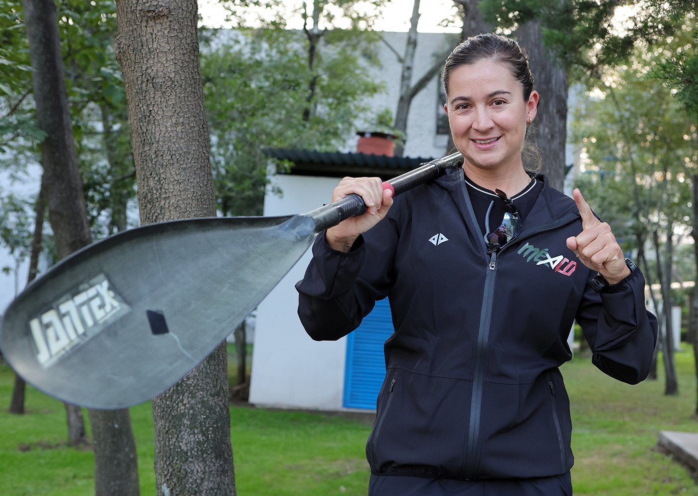 Maricela_Montemayor__medallista_de_bronce_en_el_Campeonato_Mundial_de_Canotaje_Senior_Halifax__Canad__2022__2_