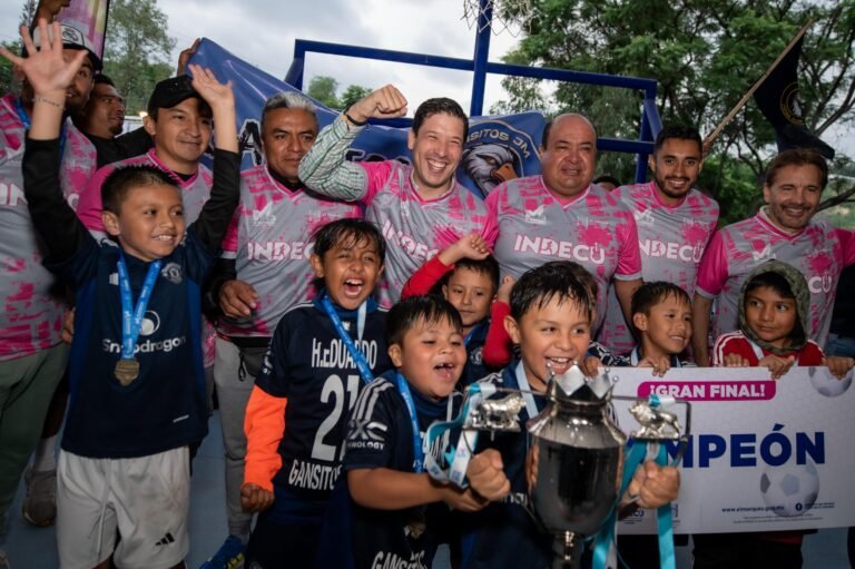 Rodrigo Monsalvo clausura con éxito la Sexta Edición de la Liga Infantil y Juvenil de Futbol El Marqués_10
