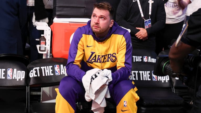 doncic-enfrenta-una-campana-de-desprestigio-por-parte-del-manager-de-dallas-mavericks-foto-reuters-46I4ES5XWZD6FFDKQ66PKXZXDA