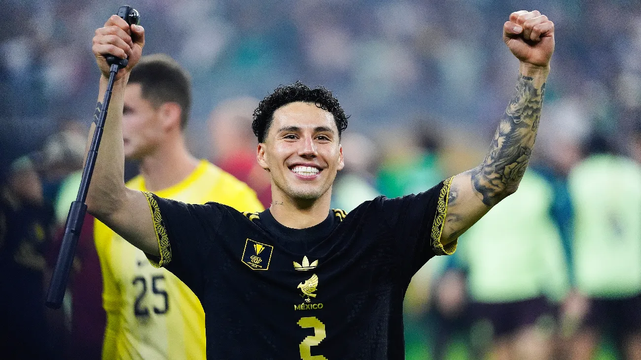 museo-legends-de-madrid-exhibe-playera-de-la-seleccion-mexicana-de-copa-oro