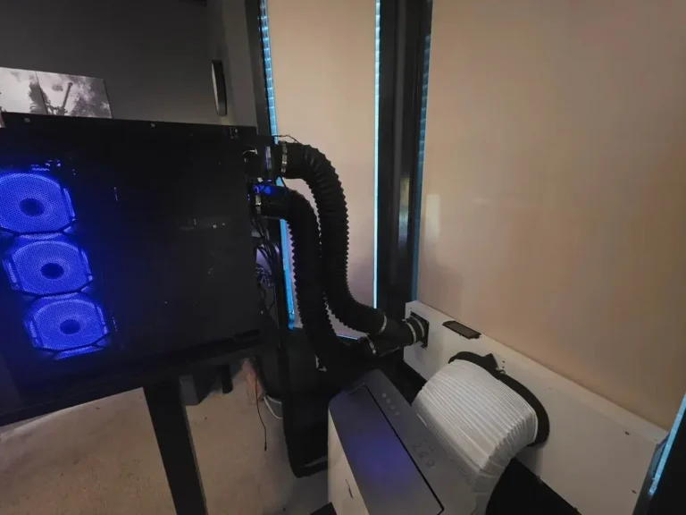 my-pc-was-turning-my-room-into-a-fucking-oven-so-i-ducted-v0-ehy06ze27xgf1_jpg