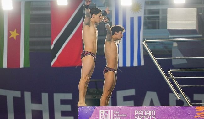 post_1_ORO_Kenny_y_Emilio_10m