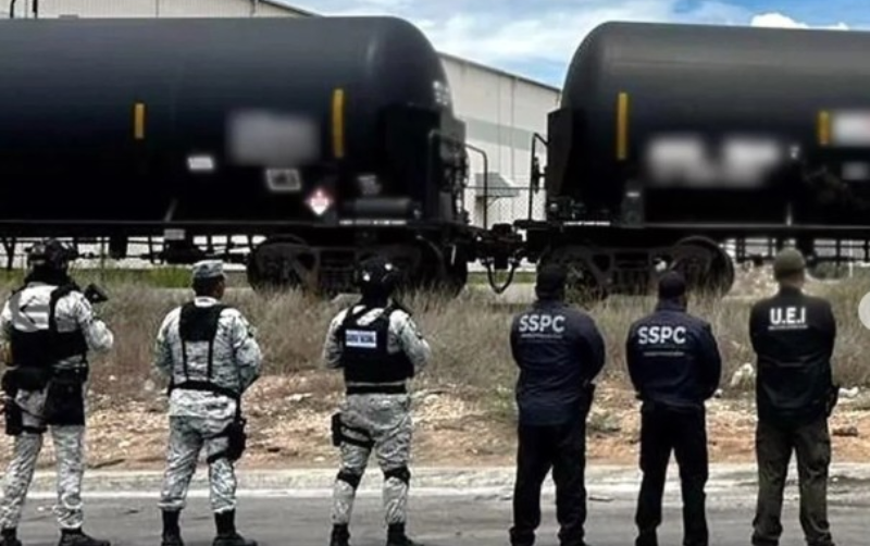 LOS-GOLPES-AL-HUACHICOL-Y-LOS-DETENIDOS_Uy04n