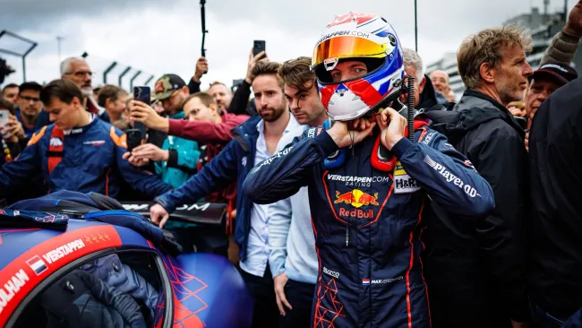 adios-la-formula-1-esto-viene-para-verstappen-tras-su-debut-en-las-carreras-de-gt