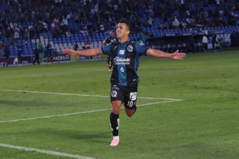 Gallos-Blancos-se-impone-ante-Puebla-y-se-lleva-3-puntos-en-el-Estadio-Corregidora
