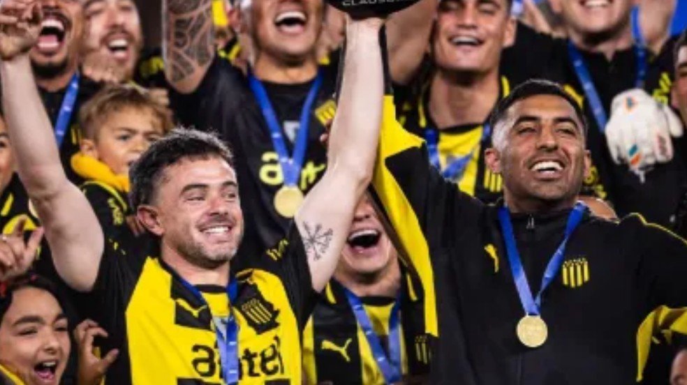 Screenshot_20251103-213859~2