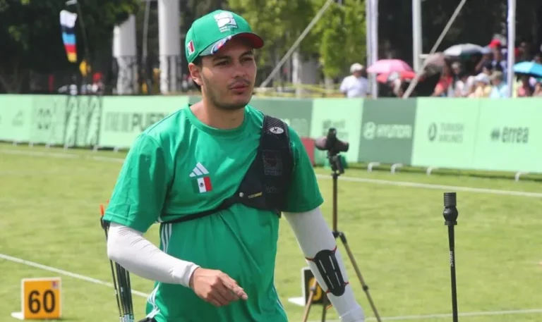 9fbd3aae75db2a10e6523e4947414bbe