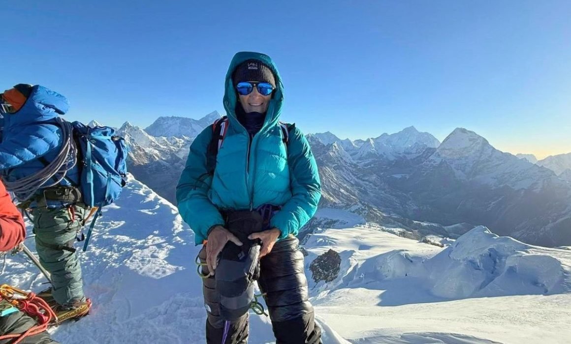 Laura-Gonzalez-del-Castillo-en-su-actual-expedicion-al-Everest.-Cortesia-Laura-Gonzalez-1160x675-1-1160x700