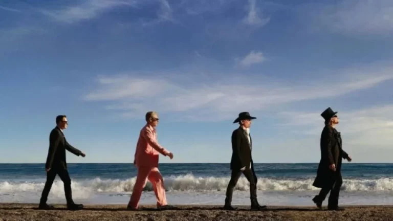 U2-estrena-Silencio-cancion-grabada-en-el-Salon-Los-Angeles-de-la-CDMX-por-su-50-aniversario-1200x675