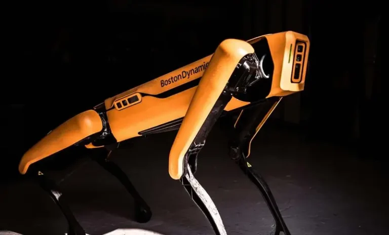 robots-SPOT-de-Boston-Dynamics-ICE-1160x700-1