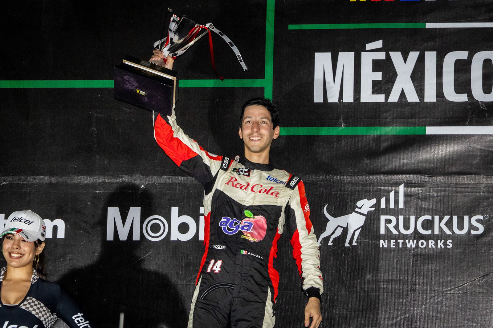 AGA-Racing-Team-Alex-de-Alba-01-1